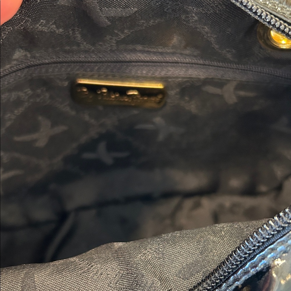 Paloma Picasso Elegant Black Crossbody Bag - Picture 6 of 7